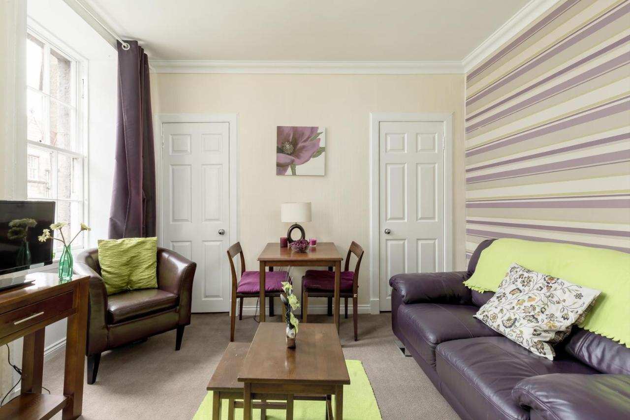 St Marys Street Apartment เอดินบะระ ภายนอก รูปภาพ