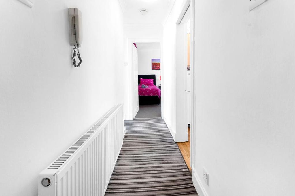 St Marys Street Apartment เอดินบะระ ภายนอก รูปภาพ